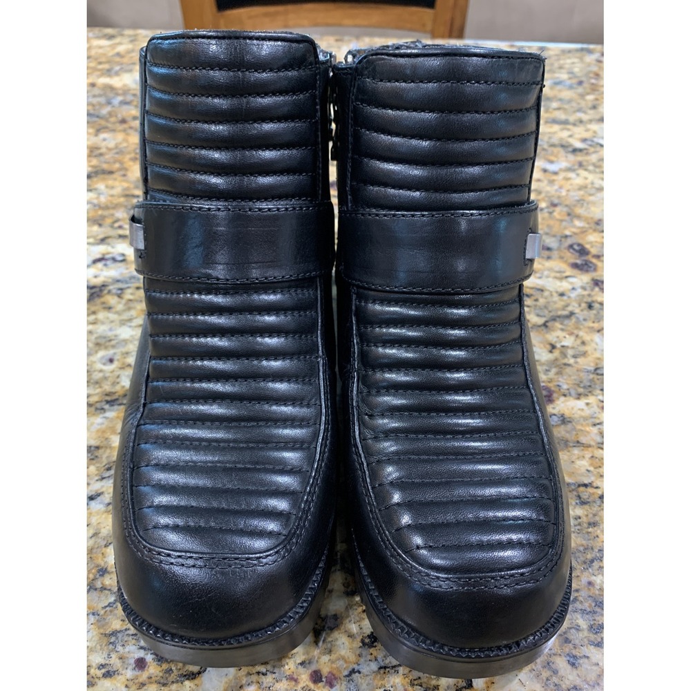Harley Davidson Black Leather Zipper Boots #H3334  Women's Size 7 1/2 B